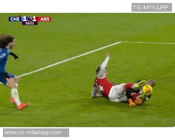 阿森纳与切尔西激战六人染黄牌遭罚款两万五千镑