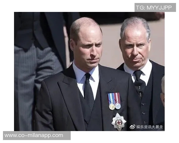 查尔斯李宣布克尼佩尔脚踝扭伤确诊状态每日观察中