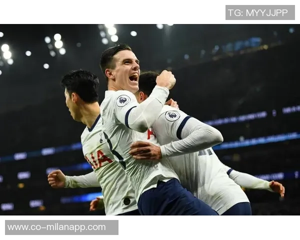 巴黎圣日耳曼荣膺2025年环足奖最佳男足俱乐部实现年度六冠伟业