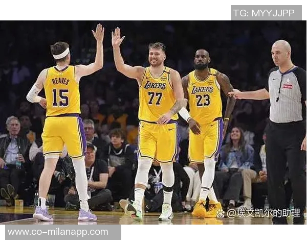 湖人对抗强敌需东詹全力以赴期待其他球员不掉链子重温77大头组合辉煌