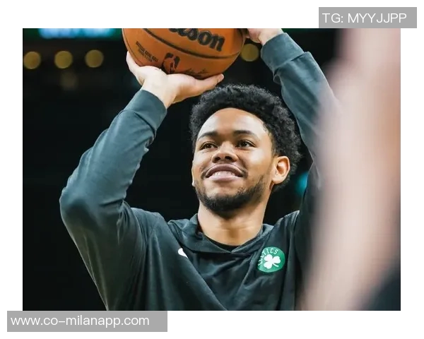 篮网对安芬尼西蒙斯表现出浓厚兴趣早在开拓者时期就有意向